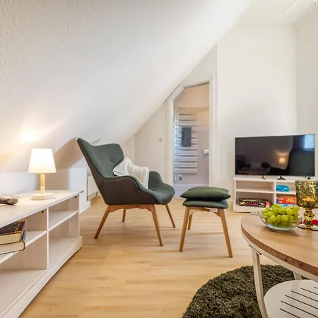 Alte Reihe 9 Haus Am Wind 6 *